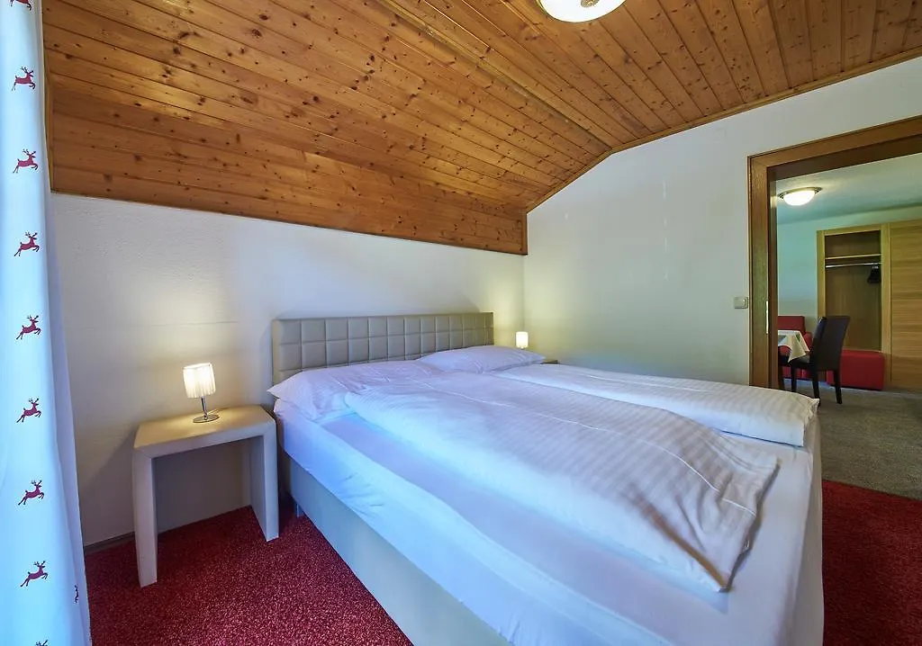 Holiday Lodge Felix 萨尔巴赫