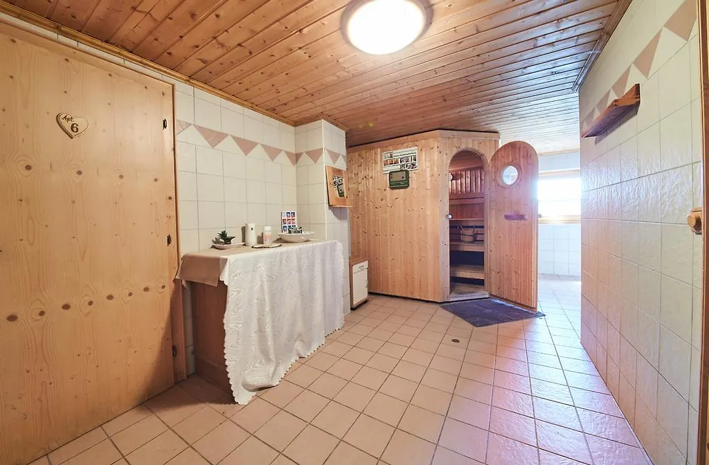 Holiday Lodge Felix 萨尔巴赫 度假居